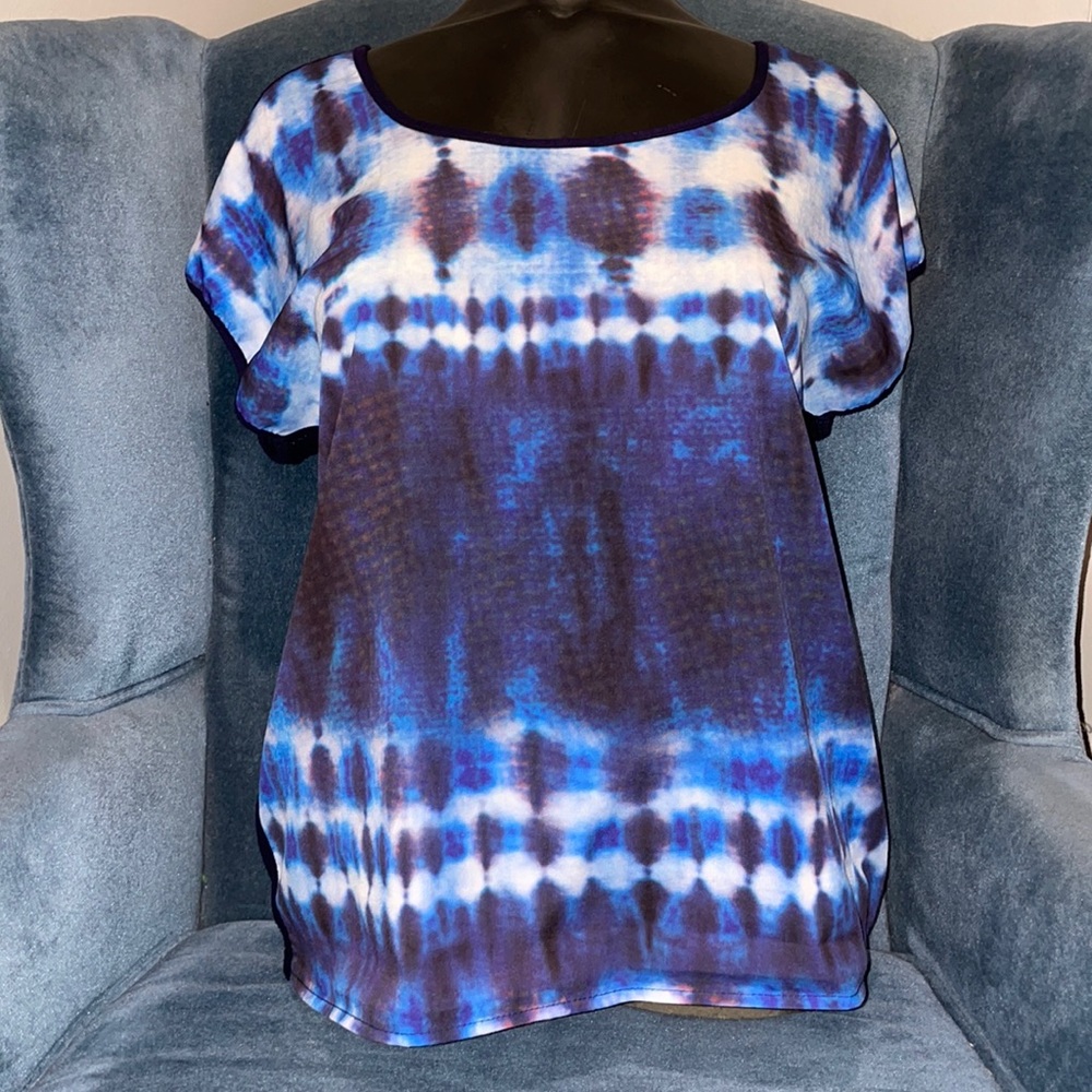 Dressbarn hi/low tie dyed shirt